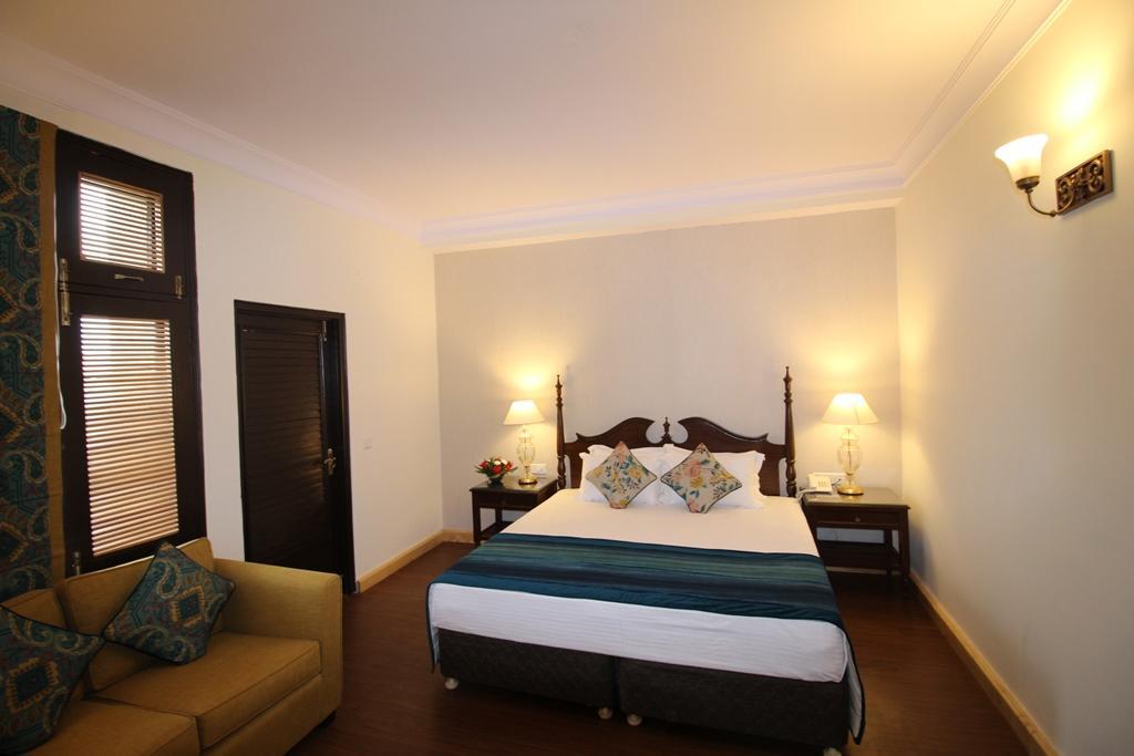 The Oaktree House Hotel Shimla Eksteriør billede