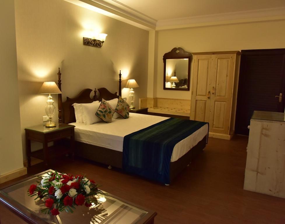 The Oaktree House Hotel Shimla Eksteriør billede